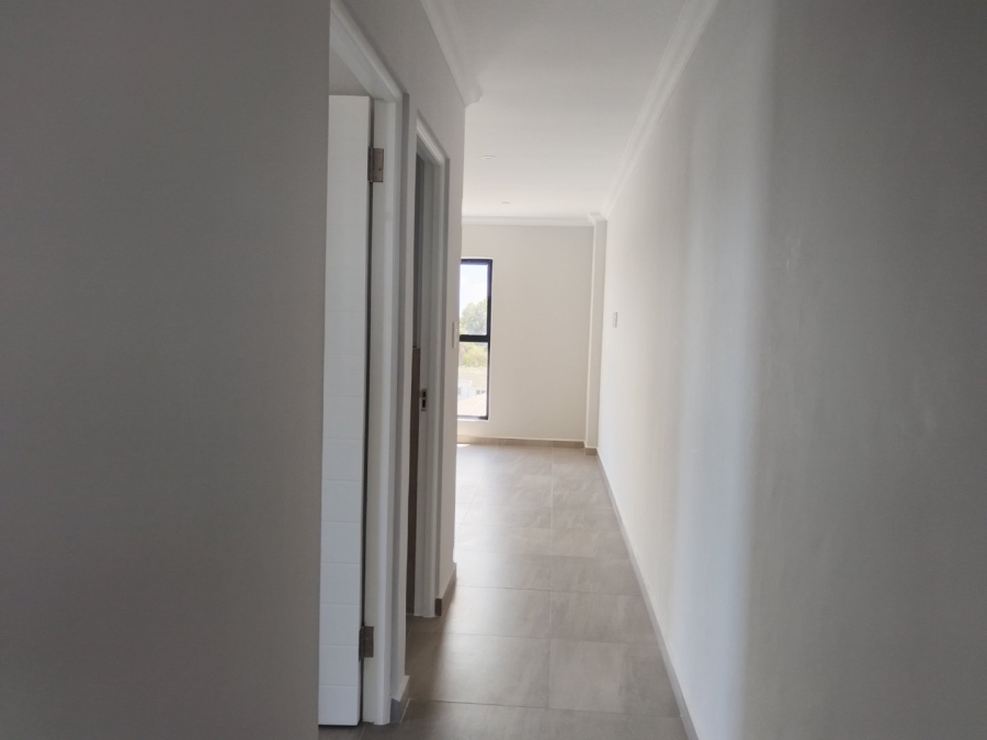 1 Bedroom Property for Sale in Table View Western Cape